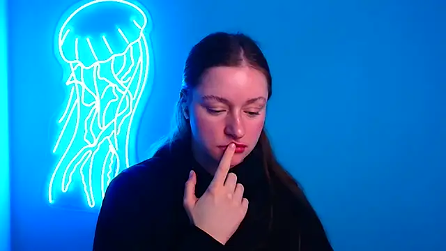 Snapshot of Fantasy_July chatting on January 27, 9:55 am Fantasy July online show from January 27, 9:55 am