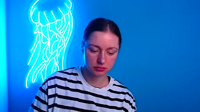 Snapshot of Fantasy_July chatting on January 29, 12:56 pm Fantasy July online show from January 29, 12:56 pm