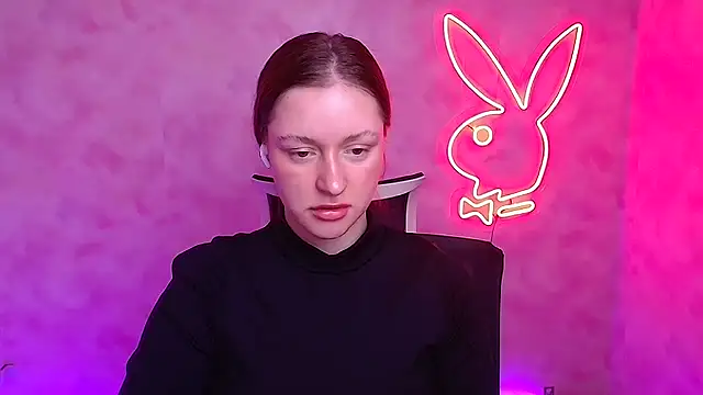 Snapshot of Fantasy_July chatting on February 1, 9:54 am Fantasy July online show from February 1, 9:54 am