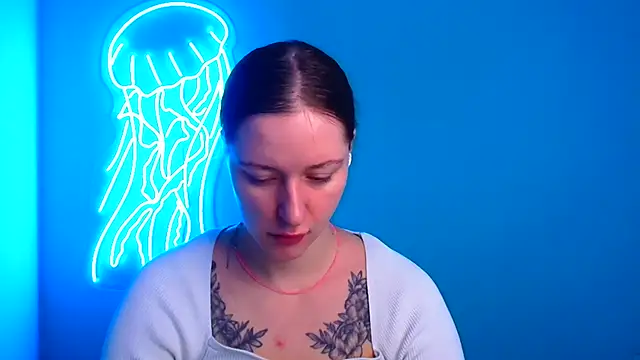 Snapshot of Fantasy_July chatting on February 4, 6:46 am Fantasy July online show from February 4, 6:46 am