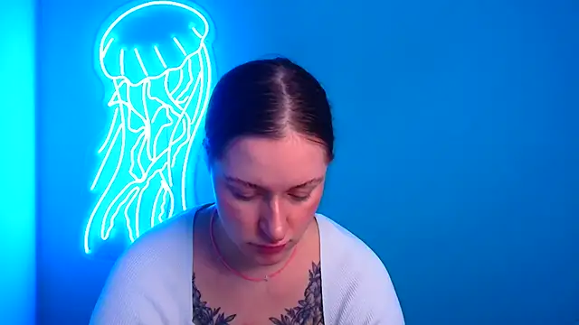 Snapshot of Fantasy_July chatting on February 4, 9:49 am Fantasy July online show from February 4, 9:49 am