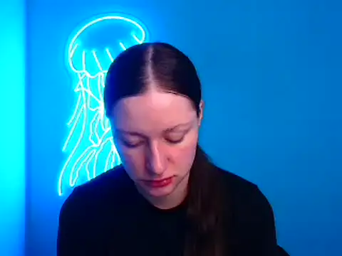 Snapshot of Fantasy_July chatting on February 25, 6:36 am Fantasy July online show from February 25, 6:36 am