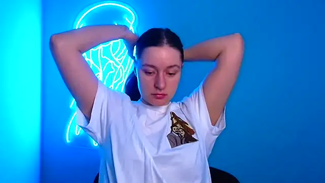 Snapshot of Fantasy_July chatting on March 11, 12:28 pm Fantasy July online show from March 11, 12:28 pm