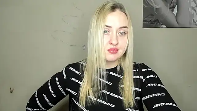 KennaJamess8 online show from December 10, 7:11 pm