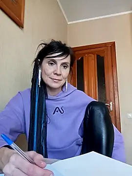 Francenia lolis online show from January 17, 11:48 am