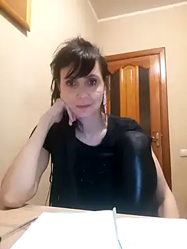 Francenia lolis online show from April 10, 6:34 pm