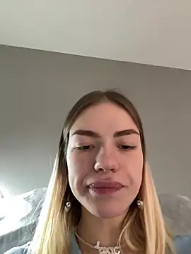 -Sexy Barbie- online show from February 21, 6:40 am