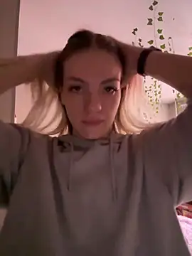 -Sexy Barbie- online show from March 2, 10:45 am