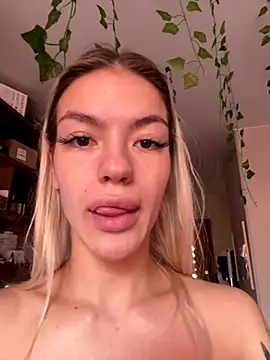 -Sexy Barbie- online show from October 7, 3:04 am