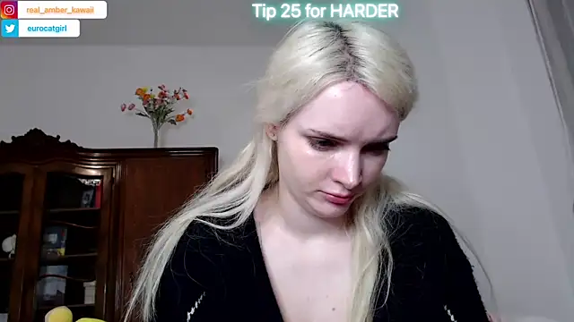 Snapshot of Amber_Kawaii chatting on March 9, 8:21 pm Amber Kawaii online show from March 9, 8:21 pm