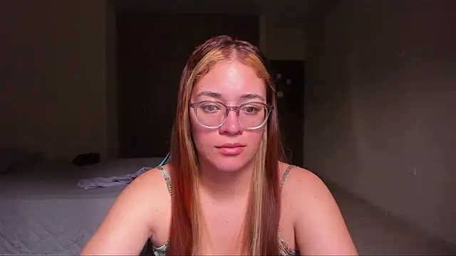 atenas 05  online show from February 25, 7:03 pm