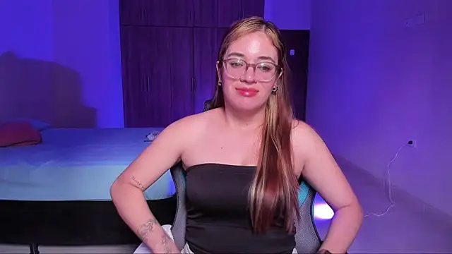 atenas 05  online show from February 28, 6:41 pm