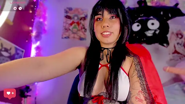 Snapshot of kiki_cavilll chatting on December 10, 4:34 am kiki cavilll online show from December 10, 4:34 am