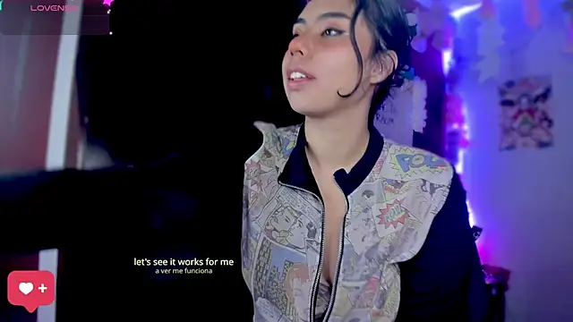 Snapshot of kiki_cavilll chatting on January 10, 1:10 am kiki cavilll online show from January 10, 1:10 am