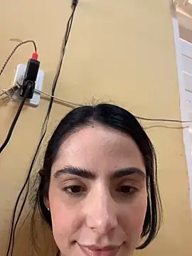 Snapshot of SexyDelaJ chatting on February 4, 5:52 pm SexyDelaJ online show from February 4, 5:52 pm