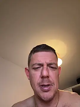 mrwright878787 online show from December 28, 2:33 am