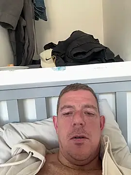 mrwright878787 online show from April 18, 11:58 am