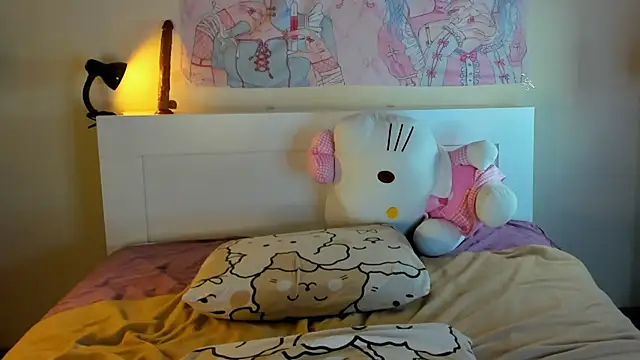 Snapshot of kuraii1_ chatting on December 14, 3:18 am kuraii1 online show from December 14, 3:18 am