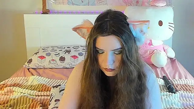 Snapshot of kuraii1_ chatting on February 4, 12:19 am kuraii1 online show from February 4, 12:19 am