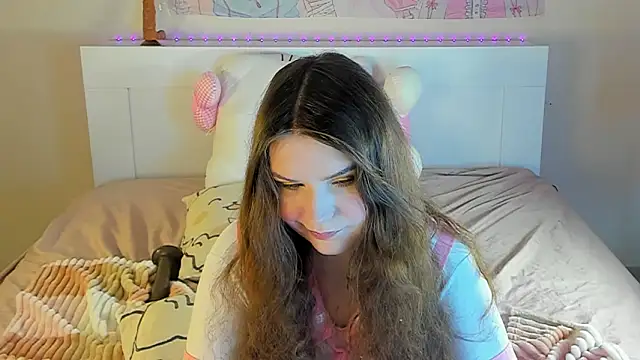 Snapshot of kuraii1_ chatting on February 9, 5:19 am kuraii1 online show from February 9, 5:19 am