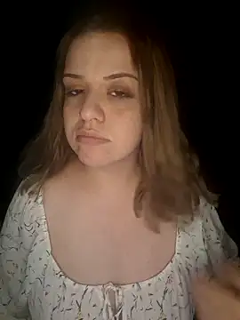 cansuozell online show from November 12, 7:35 pm