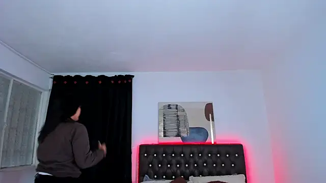 mia aira online show from February 26, 7:27 pm