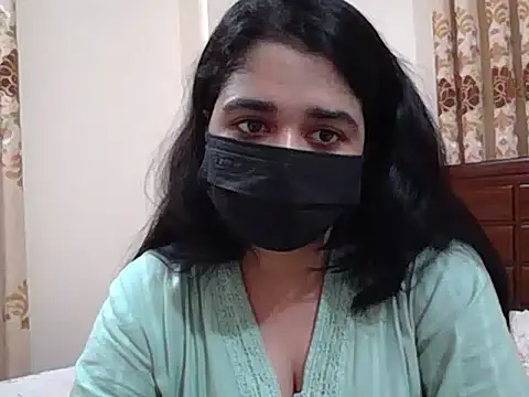 A-pusparani online show from April 18, 6:12 pm