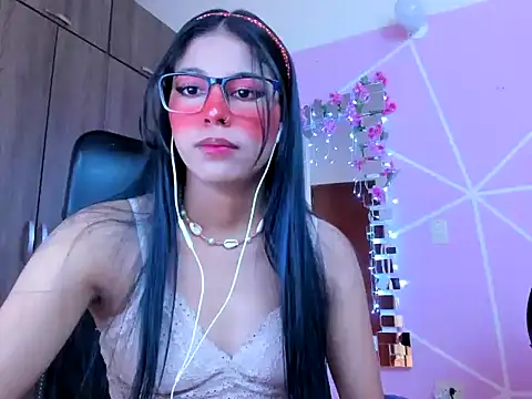 Snapshot of _ALLYSON18_ chatting on March 12, 11:31 am ALLYSON18 online show from March 12, 11:31 am