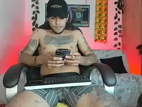 mikee scooth online show from January 21, 8:41 am