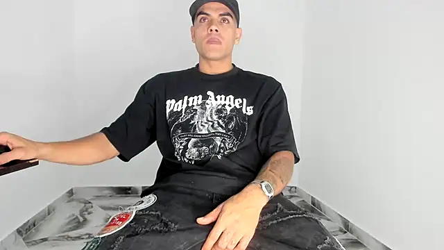 mikee scooth online show from November 29, 1:41 am