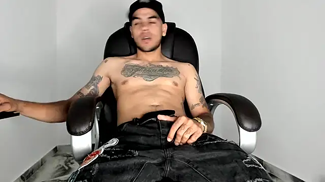 mikee scooth online show from July 26, 7:21 pm