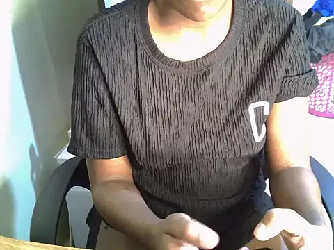 Caryyyl online show from April 17, 6:22 pm