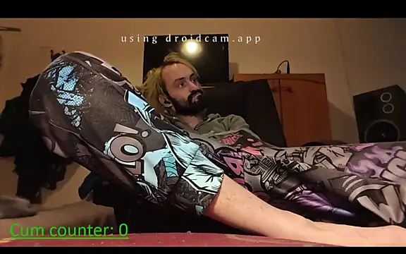 Snapshot of harterdome chatting on January 16, 8:11 am harterdome online show from January 16, 8:11 am