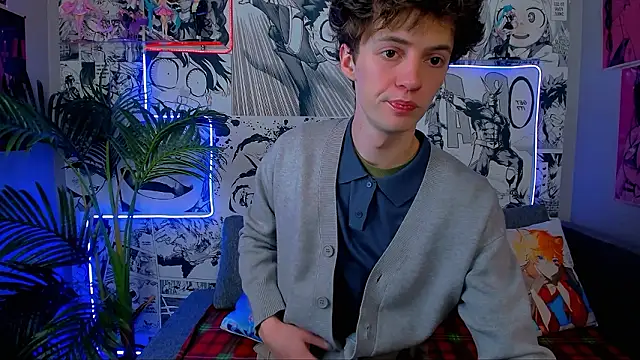 Snapshot of LukeSweet chatting on February 6, 12:52 pm LukeSweet online show from February 6, 12:52 pm