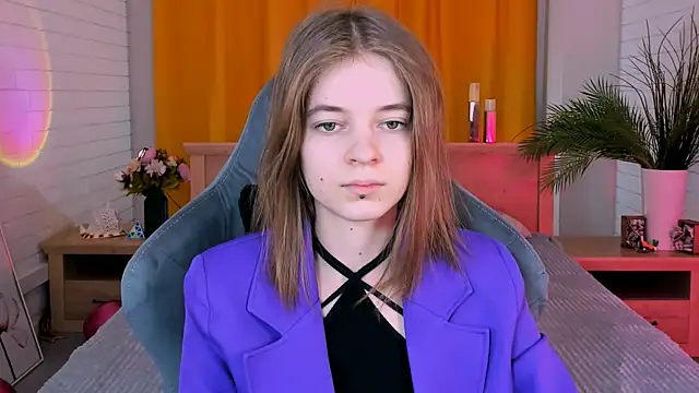 TinaDavil online show from February 18, 2:06 pm