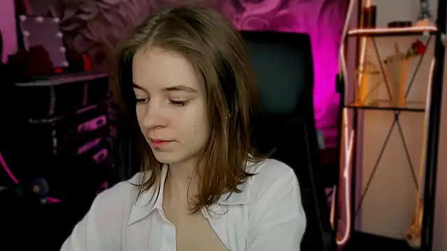 TinaDavil online show from March 12, 9:12 am