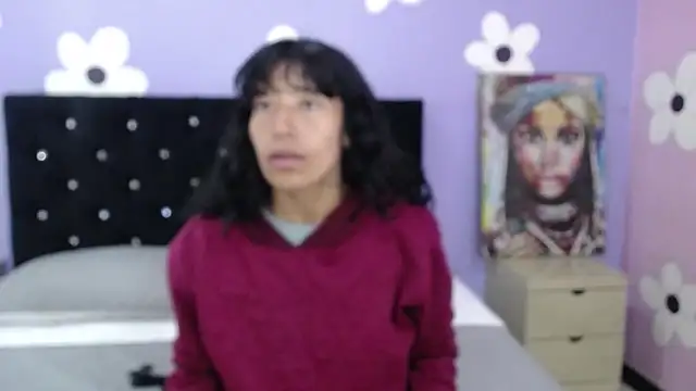 karolinee 66  online show from February 4, 3:56 am