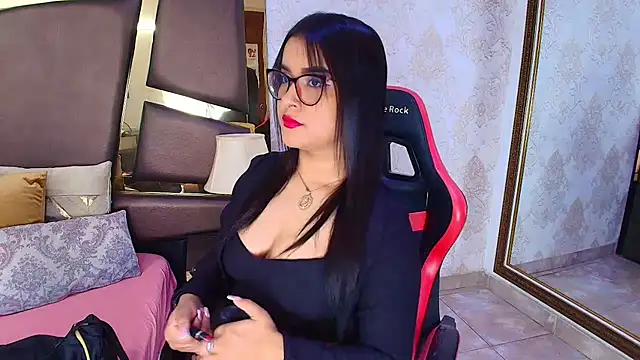 ZoehRoux online show from February 4, 4:15 am