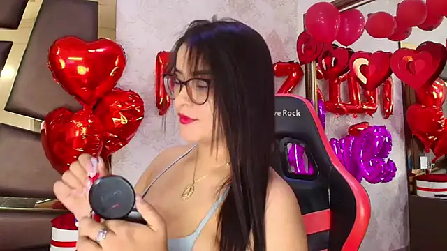 ZoehRoux online show from February 16, 4:31 am