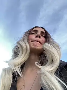 SandraCarter online show from March 16, 5:03 am