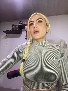 alicev kitty online show from December 19, 11:50 am