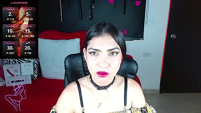 Carolaine69  online show from September 29, 1:27 pm