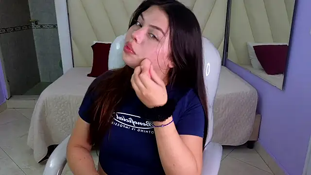 Snapshot of Sexy_paradise18_ chatting on January 10, 8:29 am Sexy paradise18 online show from January 10, 8:29 am