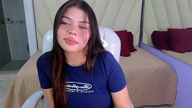Snapshot of Sexy_paradise18_ chatting on January 17, 4:06 am Sexy paradise18 online show from January 17, 4:06 am