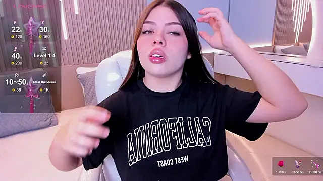 Snapshot of Sexy_paradise18_ chatting on February 28, 3:29 am Sexy paradise18 online show from February 28, 3:29 am