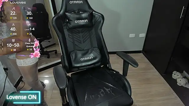 MeganDaviees online show from February 10, 11:25 am