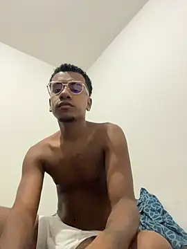 PatrickWest online show from July 25, 11:57 pm