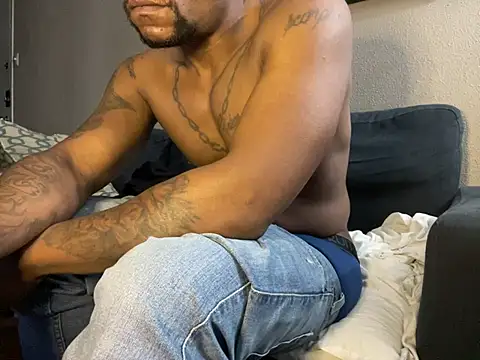 SexxyreddMale online show from December 28, 11:41 am