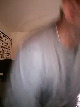 Snapshot of HARRISXN777 chatting on March 18, 3:04 pm HARRISXN777 online show from March 18, 3:04 pm