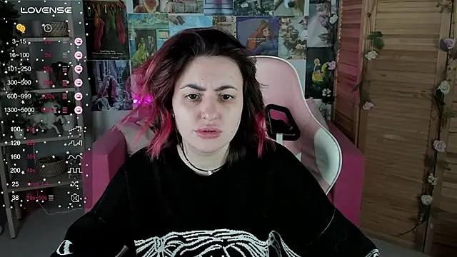 Lana  May online show from January 16, 11:48 am